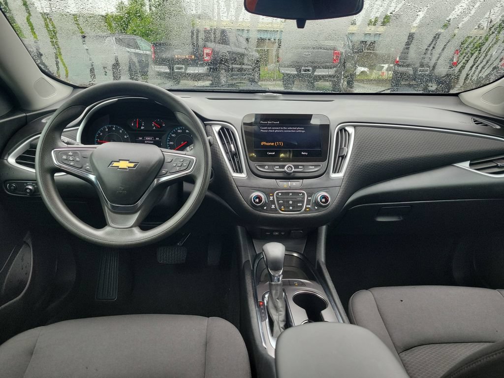 Used 2025 Chevrolet Malibu LT FWD image 7