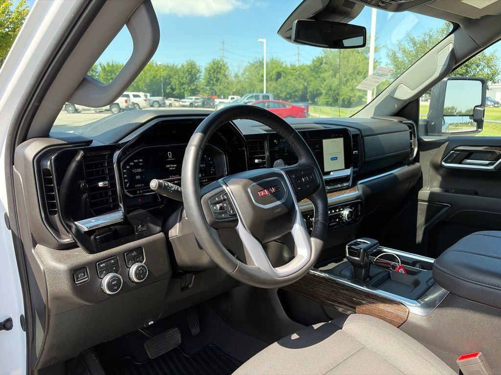 Used 2024 GMC Sierra 1500 Elevation w/ X31 Off-Road Package AWD/4WD image 52