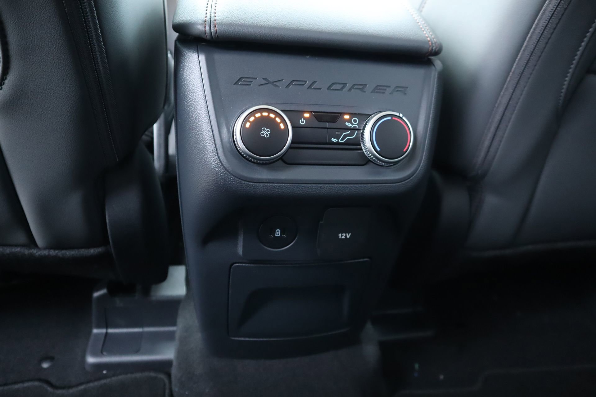 New 2026 Ford Explorer Active RWD image 17