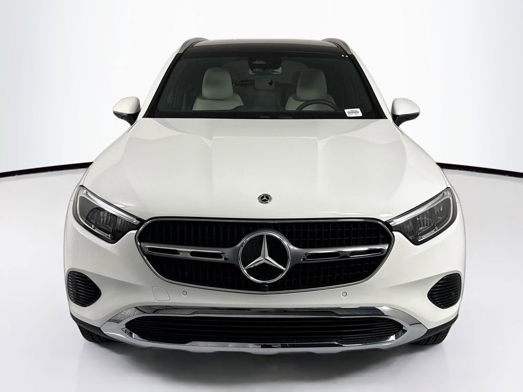 Certified 2026 Mercedes-Benz GLC 300 image 2