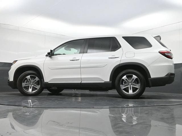 Used 2025 Honda Pilot EX-L image 32