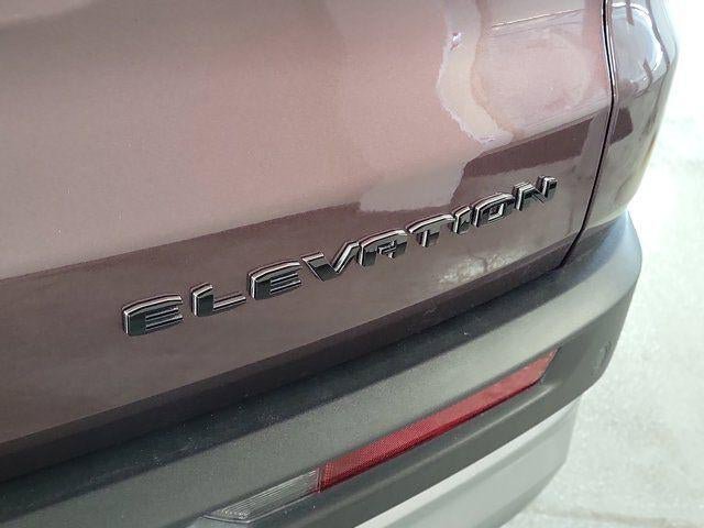 Used 2024 GMC Acadia Elevation w/ Luxury Package image 8