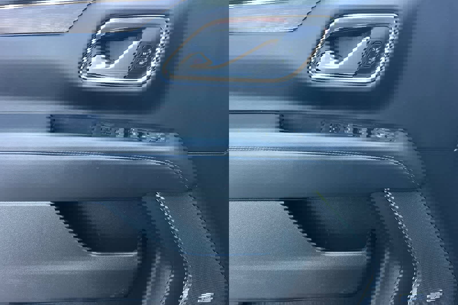 Used 2022 Chevrolet Tahoe LT image 13