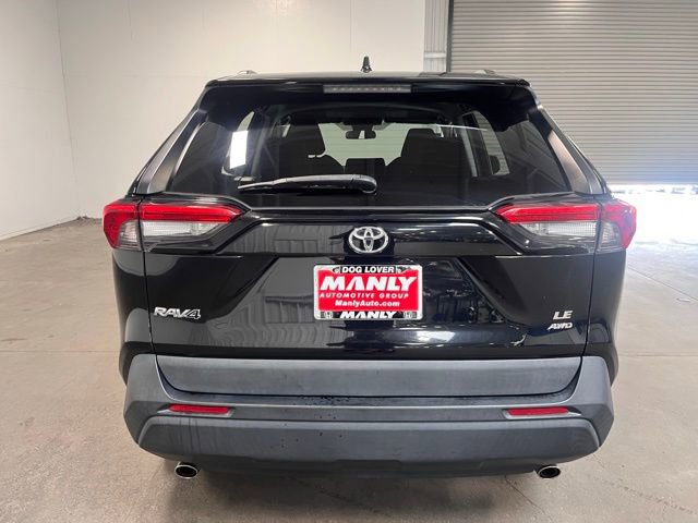 Used 2021 Toyota RAV4 LE w/ Carpet Mat Package (TMS) image 4