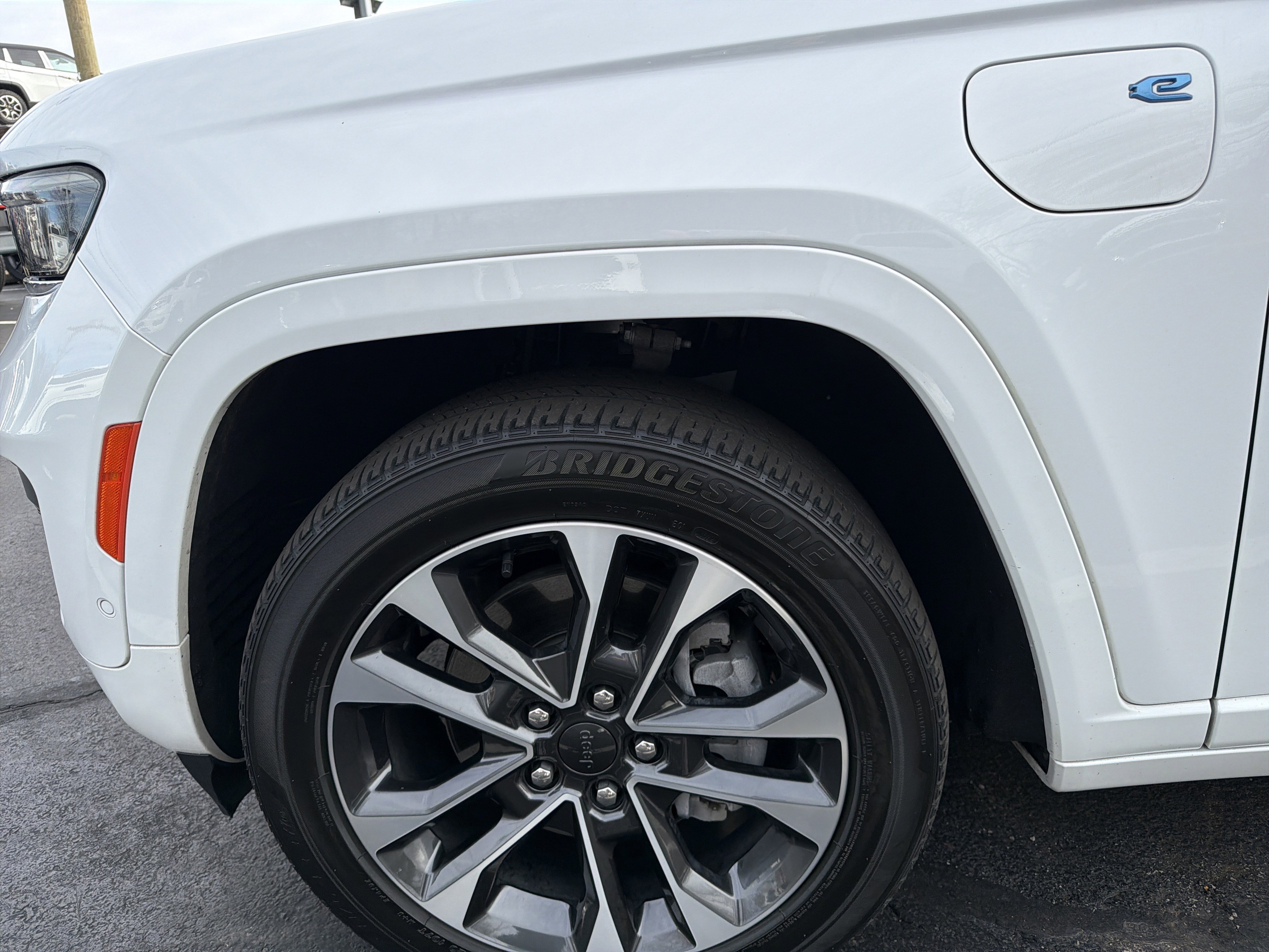 Certified 2022 Jeep Grand Cherokee Overland image 41