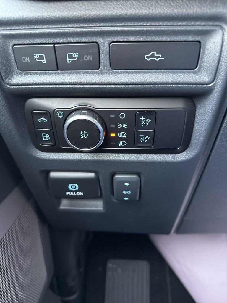 Used 2023 Ford F150 Lariat AWD/4WD image 14