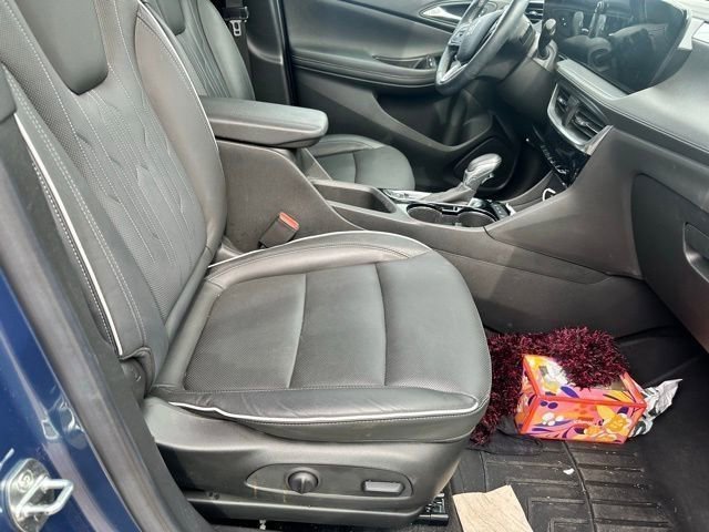 Used 2024 Buick Encore GX Avenir image 23