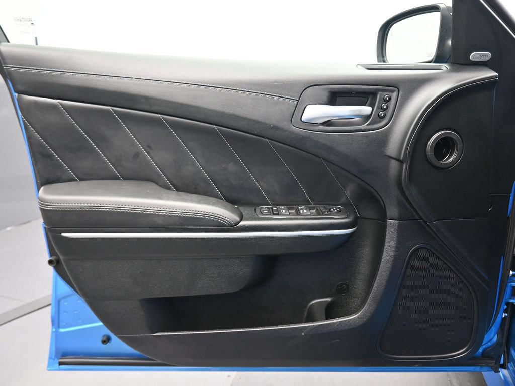 Used 2023 Dodge Charger Scat Pack w/ Plus Group RWD image 9