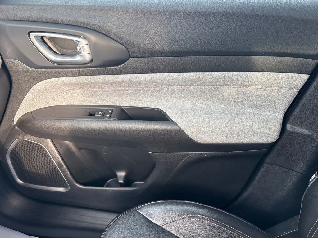 Certified 2023 Jeep Compass Latitude image 26