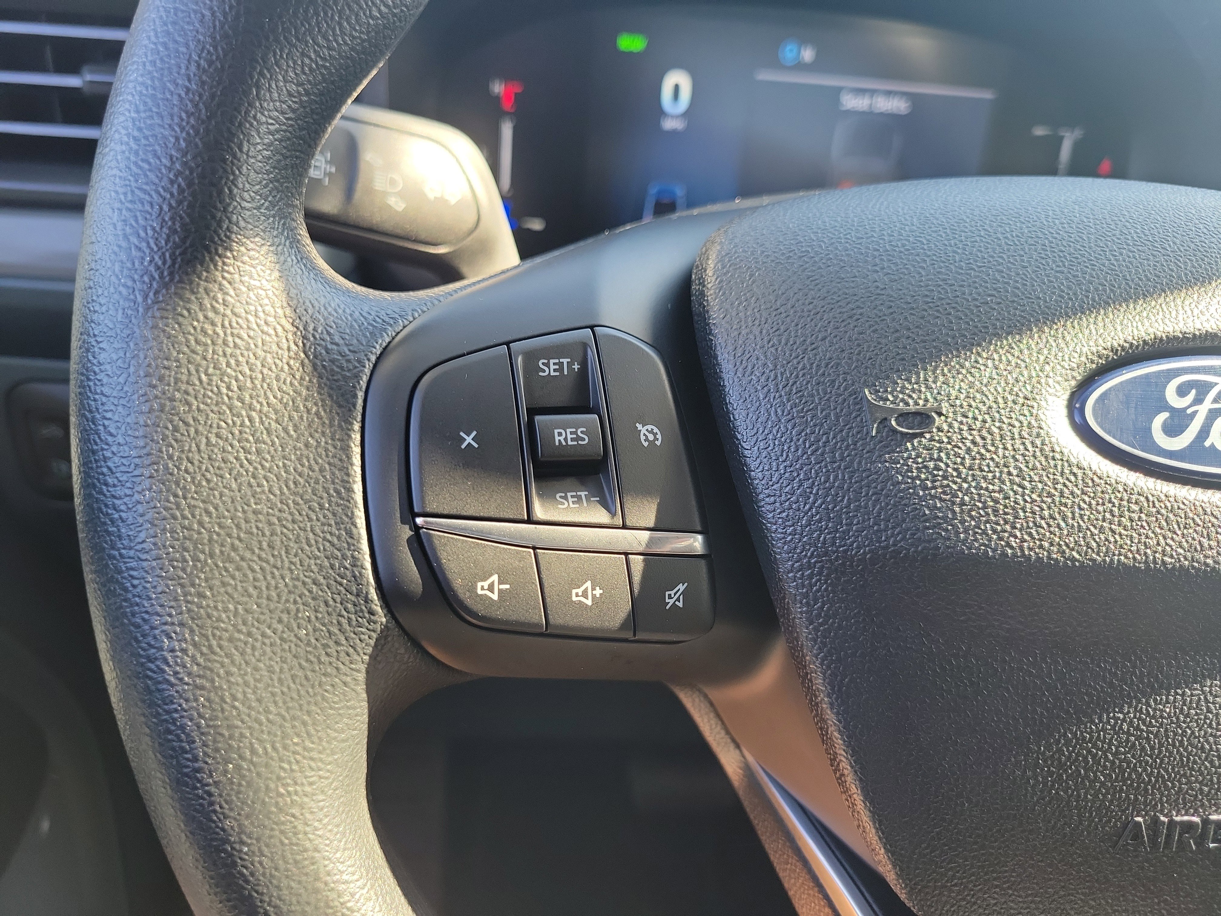 Used 2025 Ford Maverick XL FWD image 5