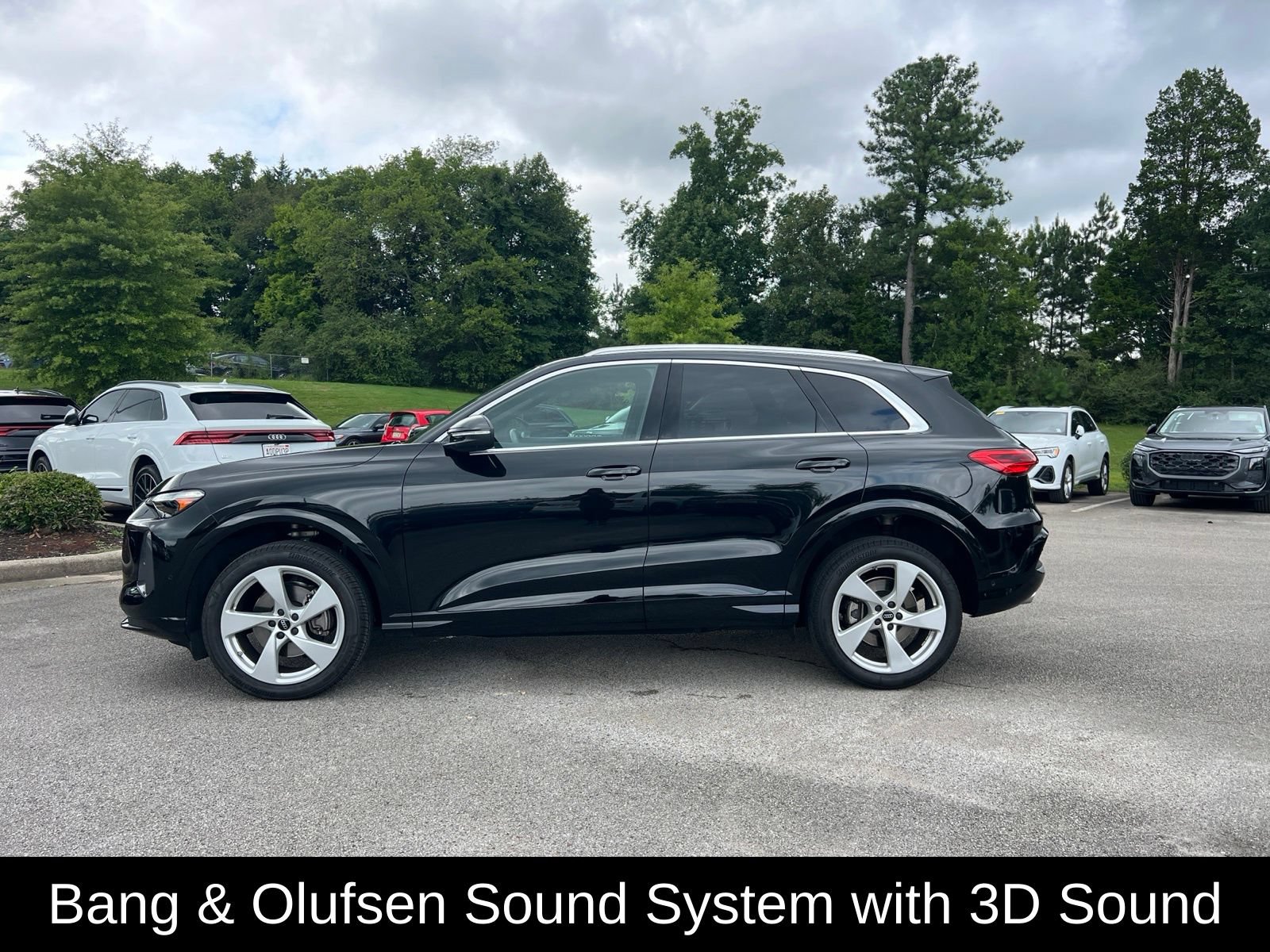 Used 2025 Audi Q5 Premium w/ Premium Plus AWD/4WD image 9