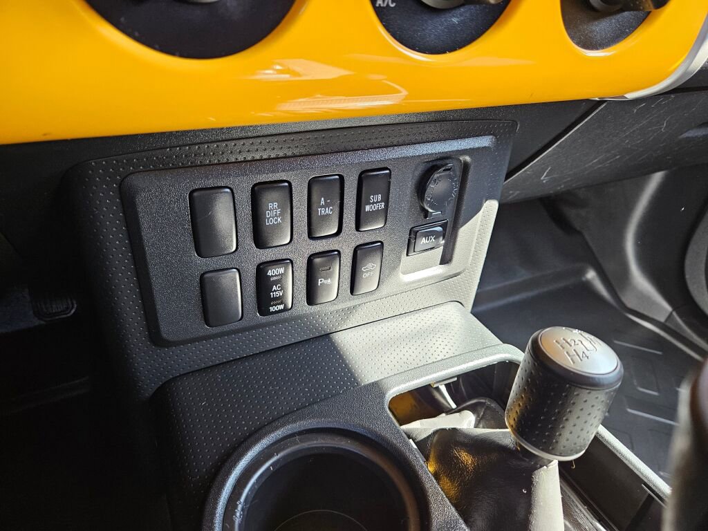 Used 2007 Toyota FJ Cruiser 4WD image 28