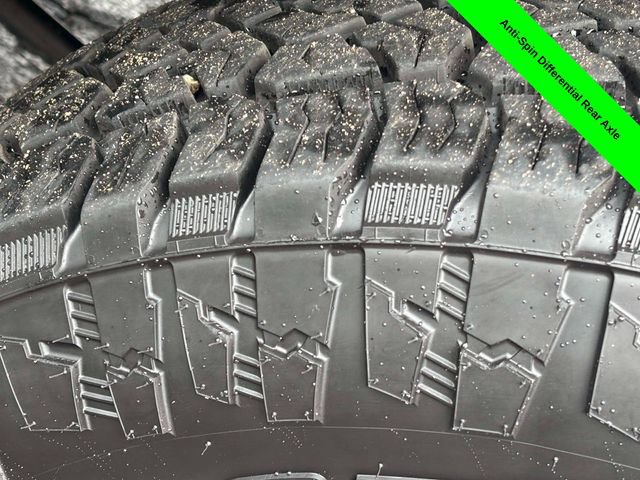 Used 2013 RAM 2500 Tradesman w/ Chrome Appearance Group AWD/4WD image 32