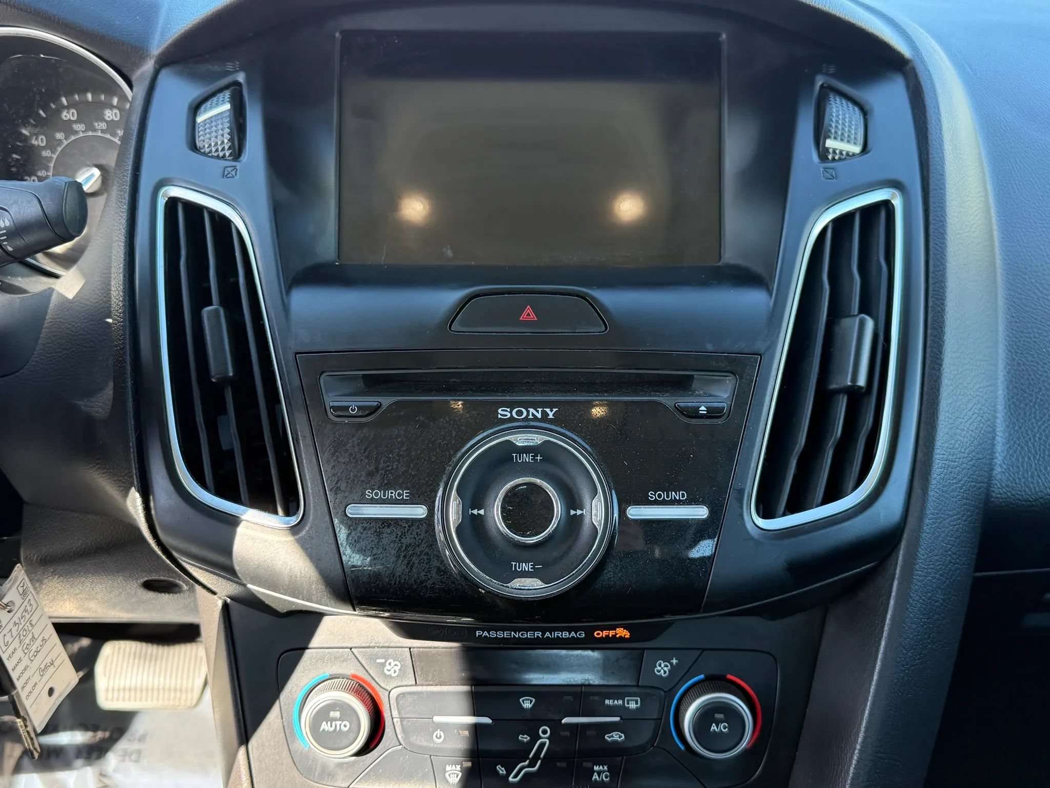 Used 2018 Ford Focus SEL FWD image 26