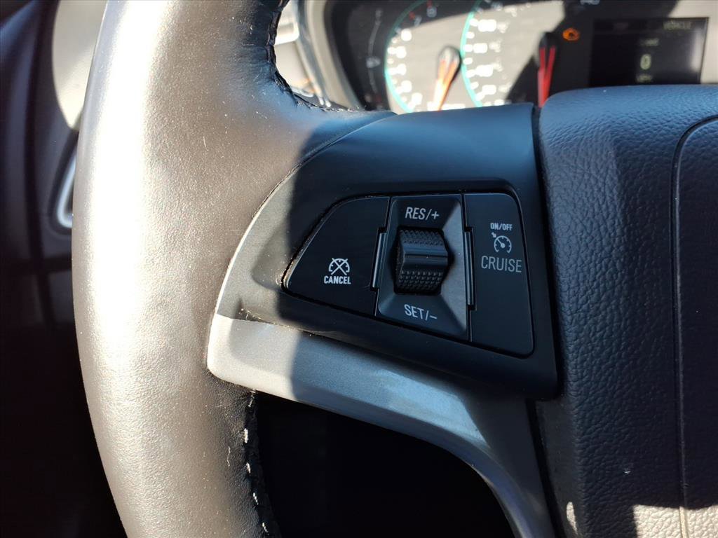 Used 2017 Chevrolet Trax LT w/ LT Convenience Package image 16