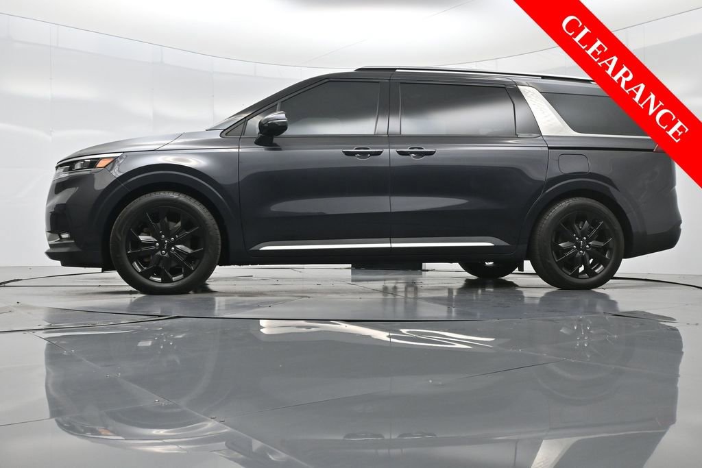 Used 2023 Kia Carnival SX Prestige image 57