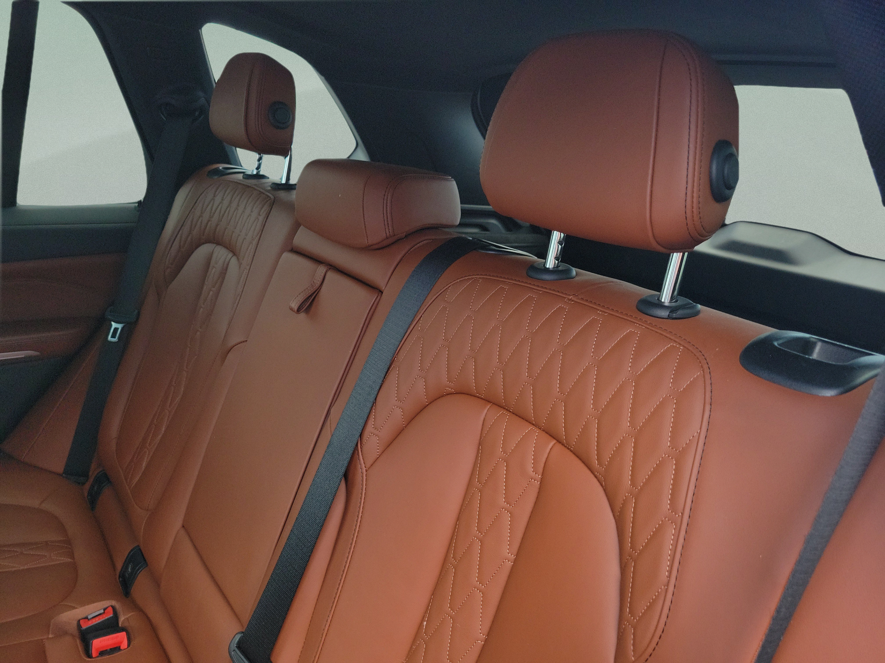 Used 2022 BMW X5 M50i AWD/4WD image 14