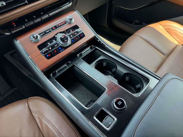 Used 2023 Lincoln Aviator Reserve w/ Elements Package Plus AWD/4WD image 32