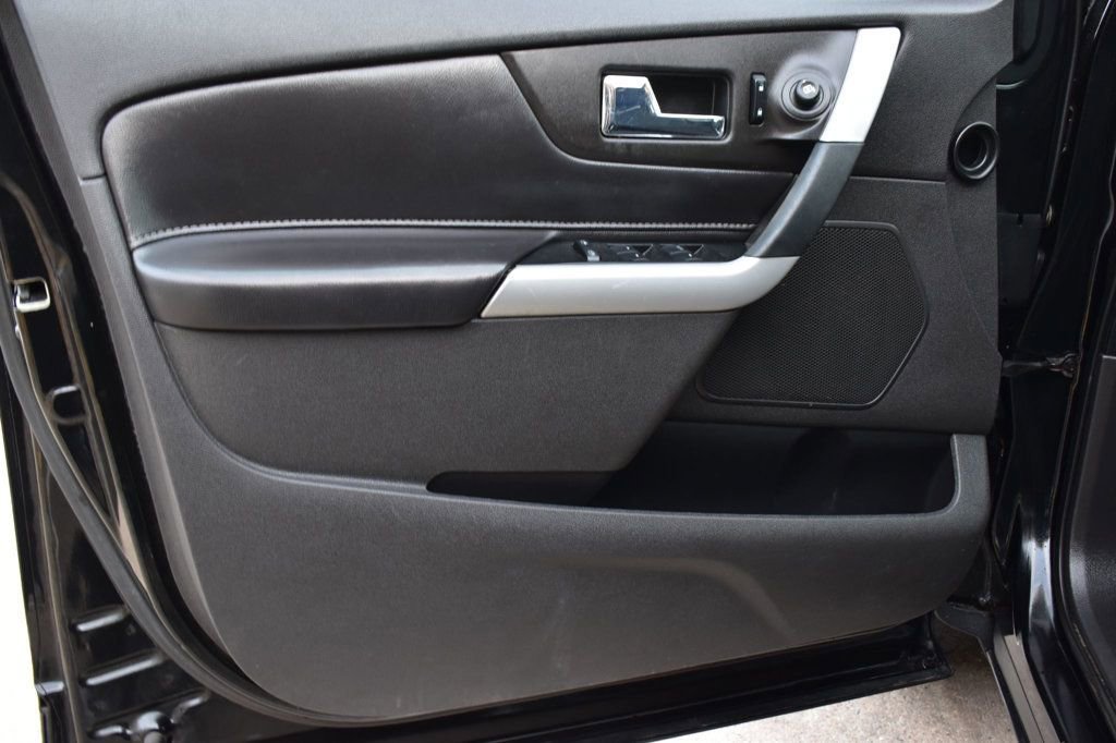 Used 2013 Ford Edge SE FWD image 33