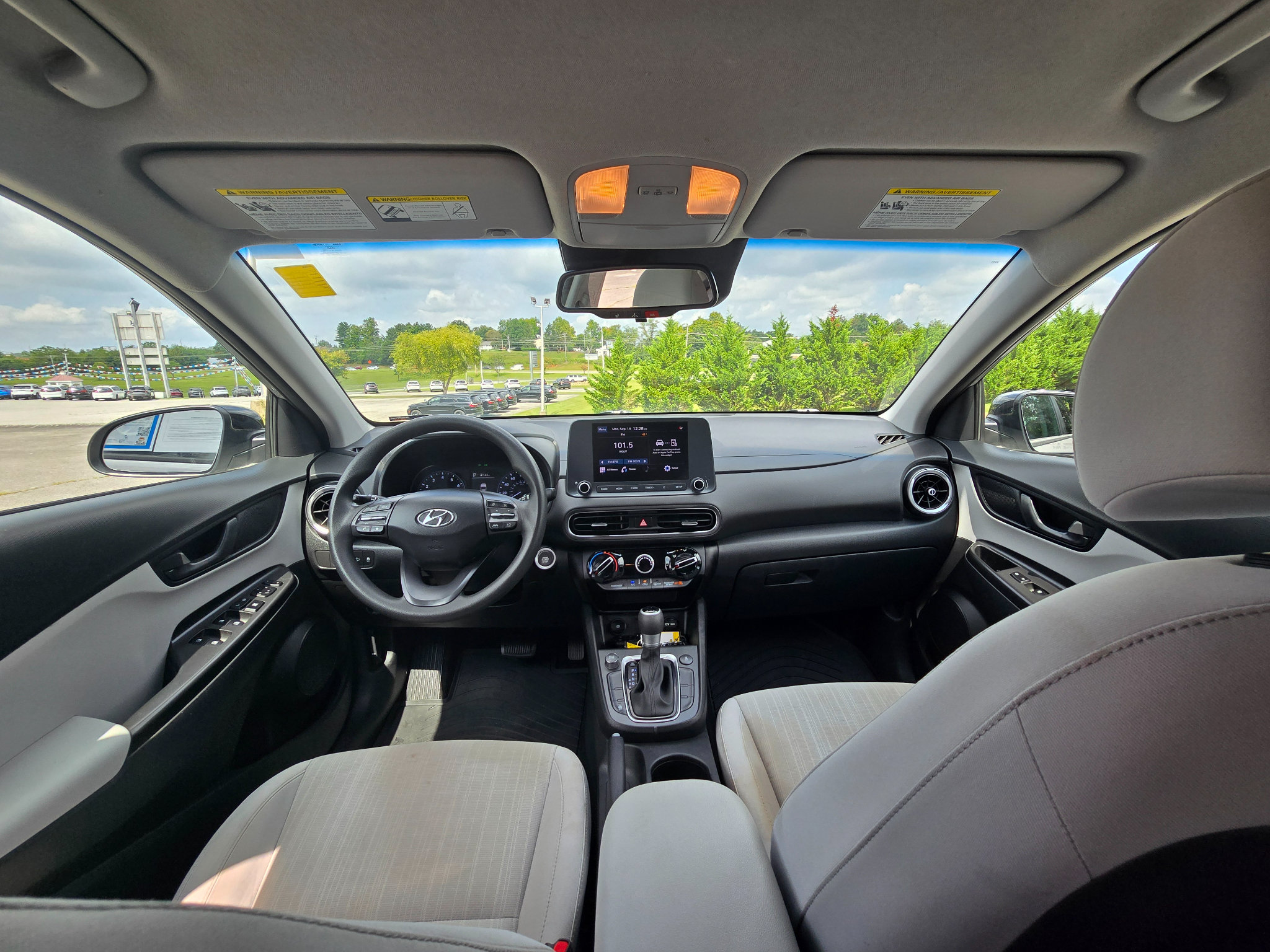 Used 2023 Hyundai Kona SEL AWD/4WD image 14