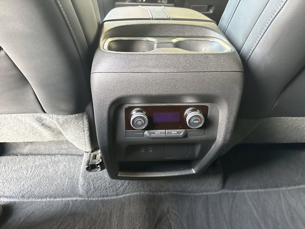 Certified 2025 Buick Enclave Preferred image 21