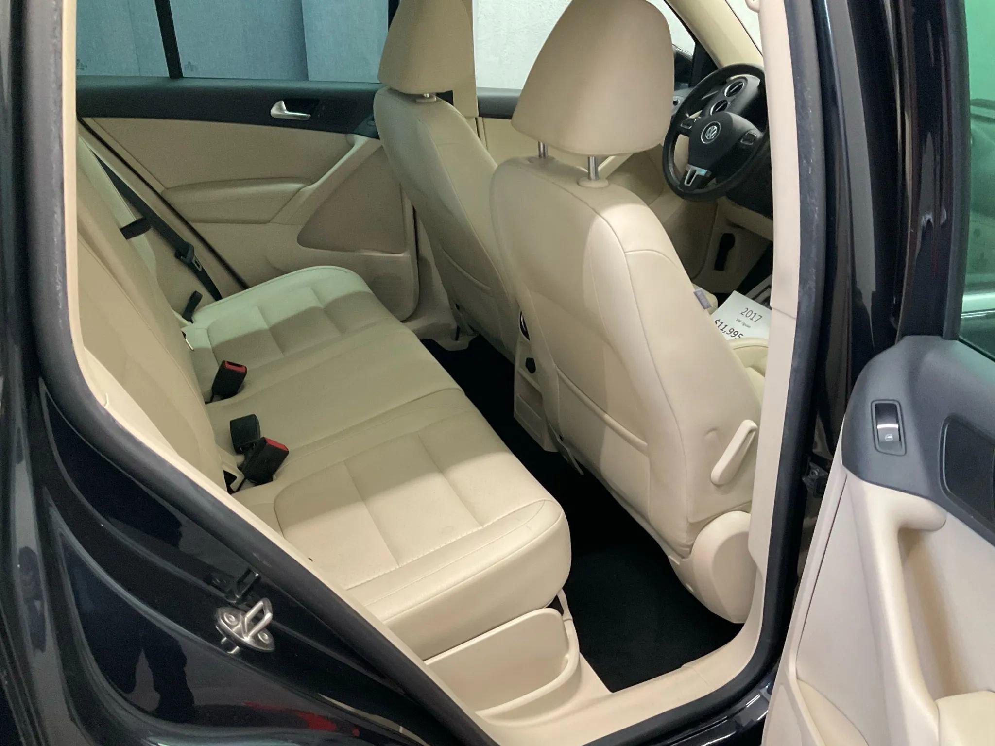 Used 2017 Volkswagen Tiguan Wolfsburg Edition image 7