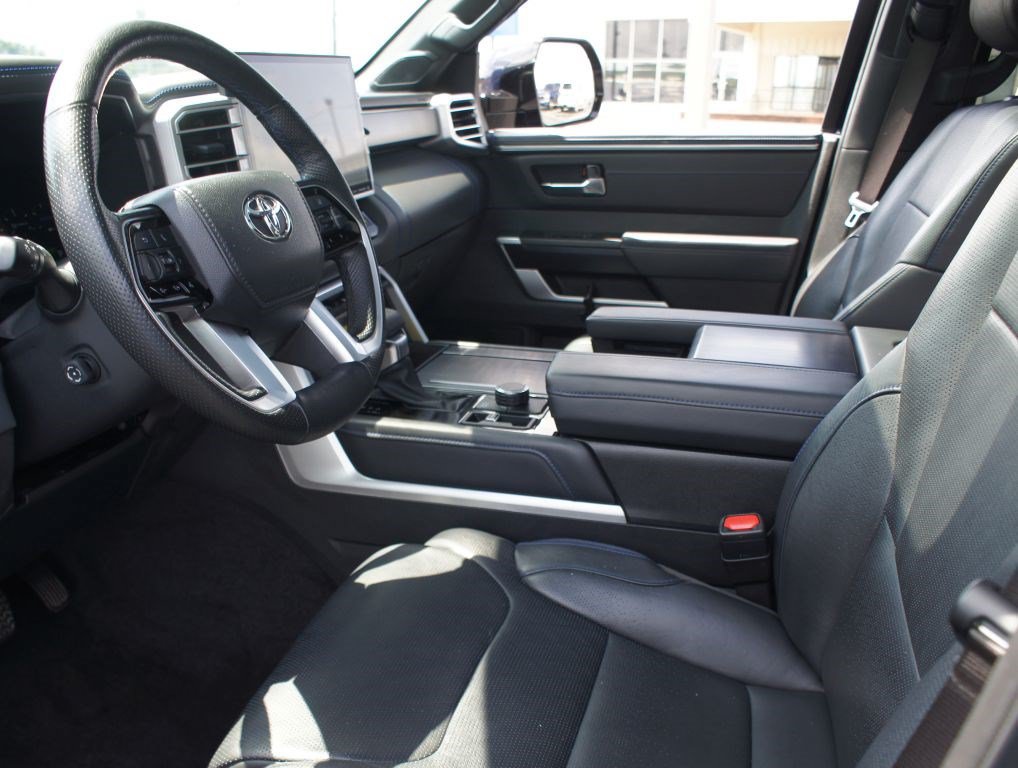 Used 2023 Toyota Sequoia Platinum AWD/4WD image 14