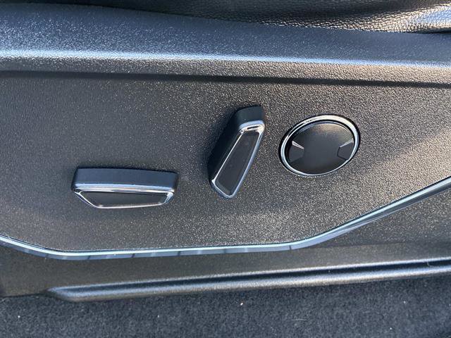 Certified 2023 Ford F150 Lariat w/ Equipment Group 502A High image 25