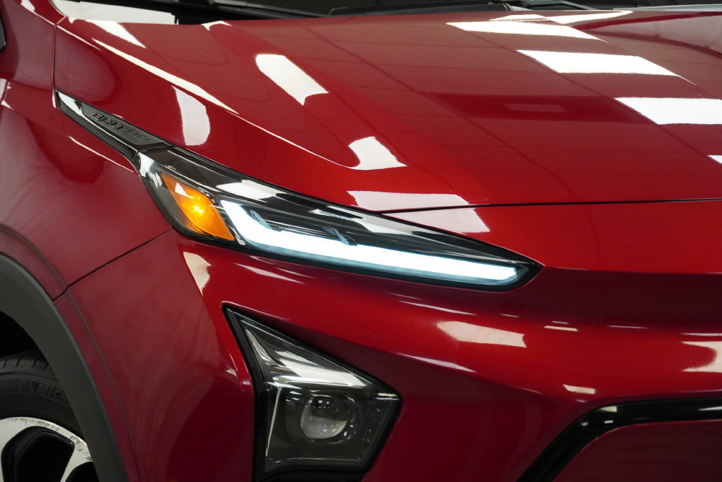Certified 2023 Chevrolet Bolt EUV Premier FWD image 5