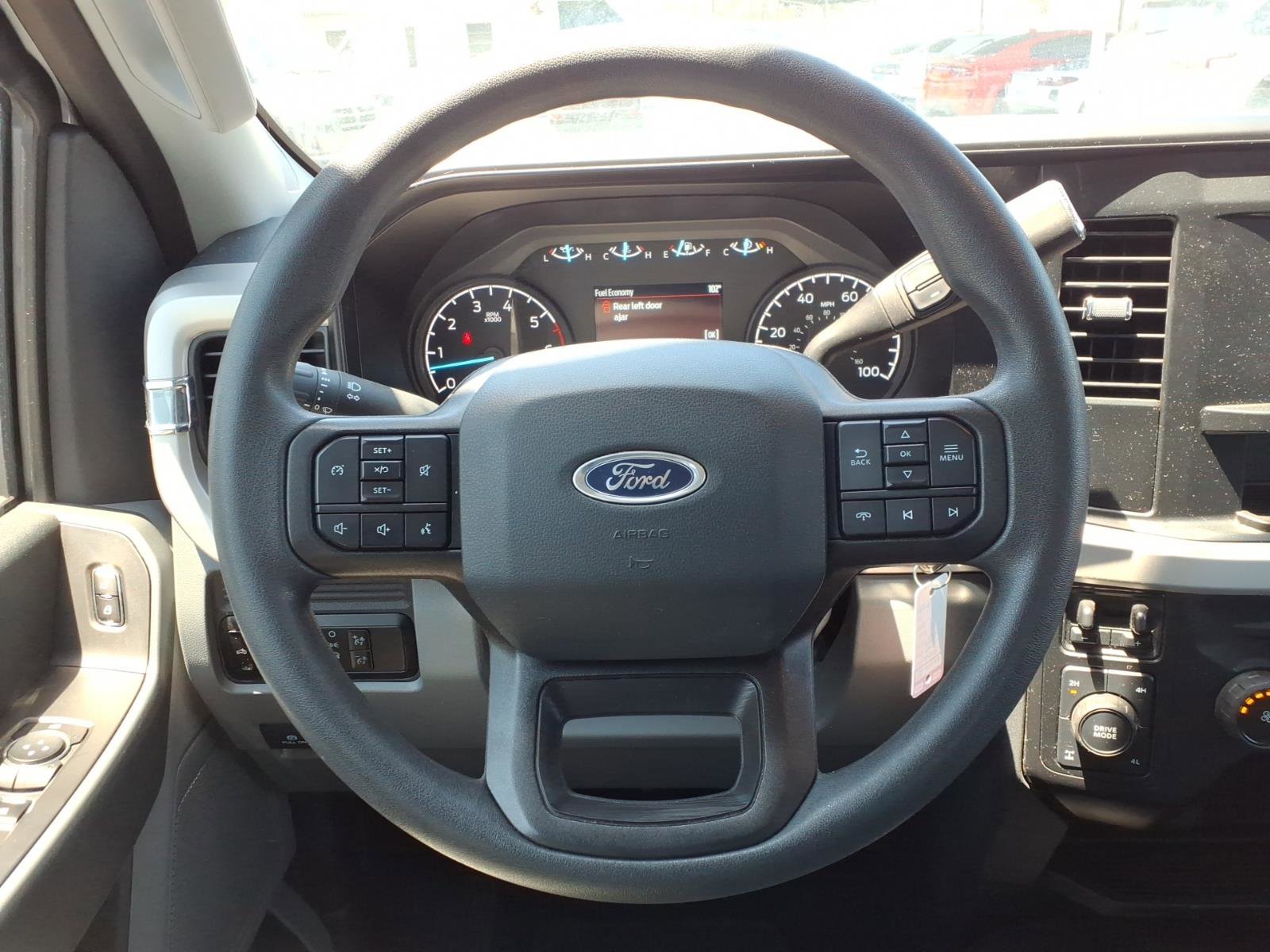 Used 2023 Ford F350 XLT w/ FX4 Off-Road Package AWD/4WD image 26