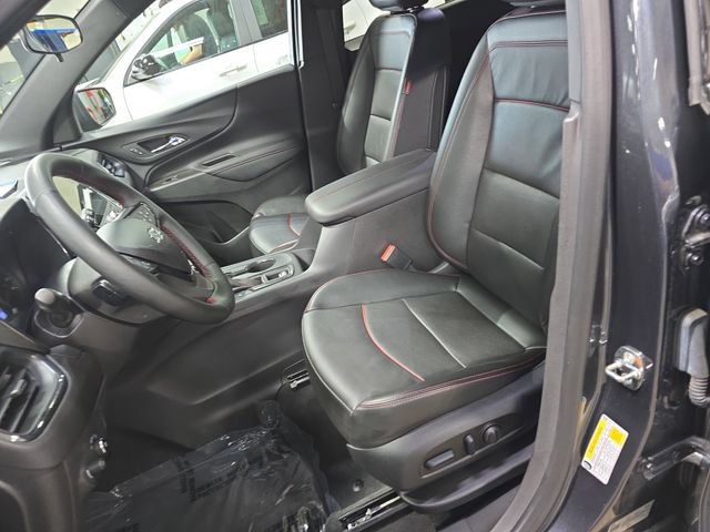Used 2023 Chevrolet Equinox RS w/ RS Leather Package AWD/4WD image 17