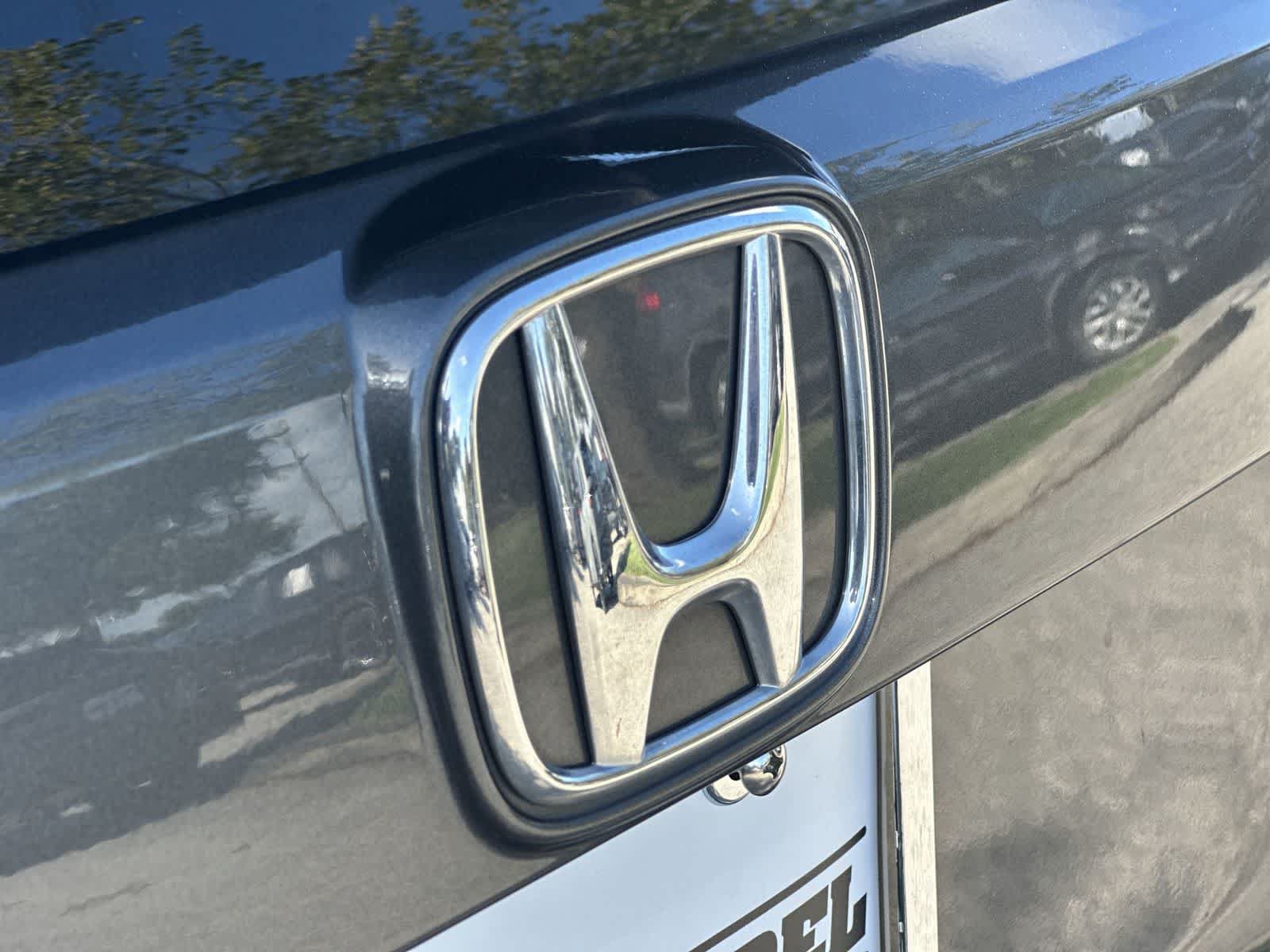 Used 2020 Honda Civic EX-L image 10