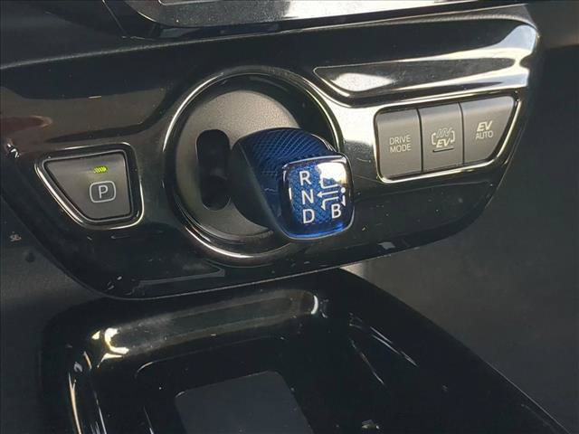 Used 2019 Toyota Prius Prime Premium FWD image 12