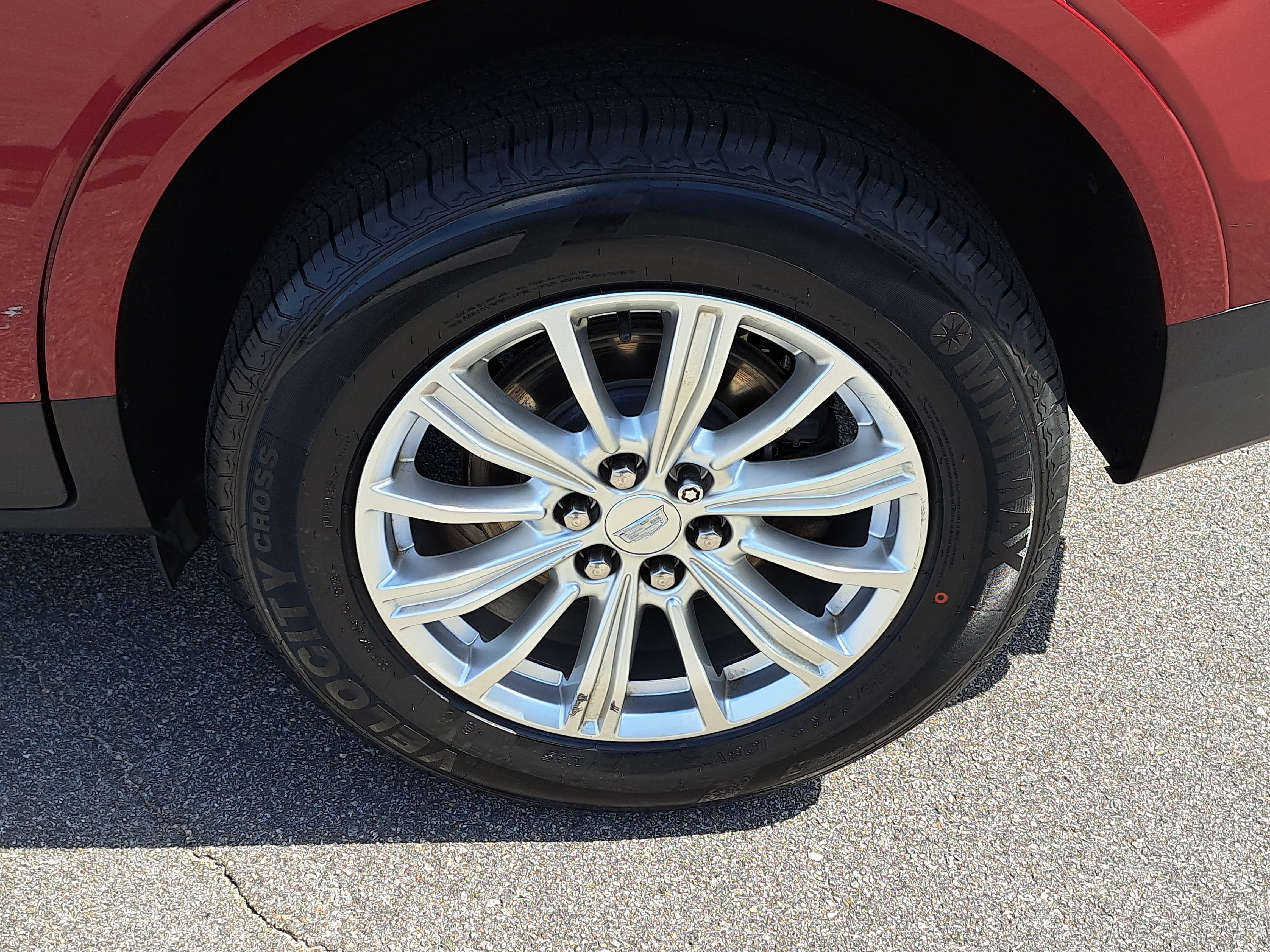 Used 2019 Cadillac XT5 FWD image 34