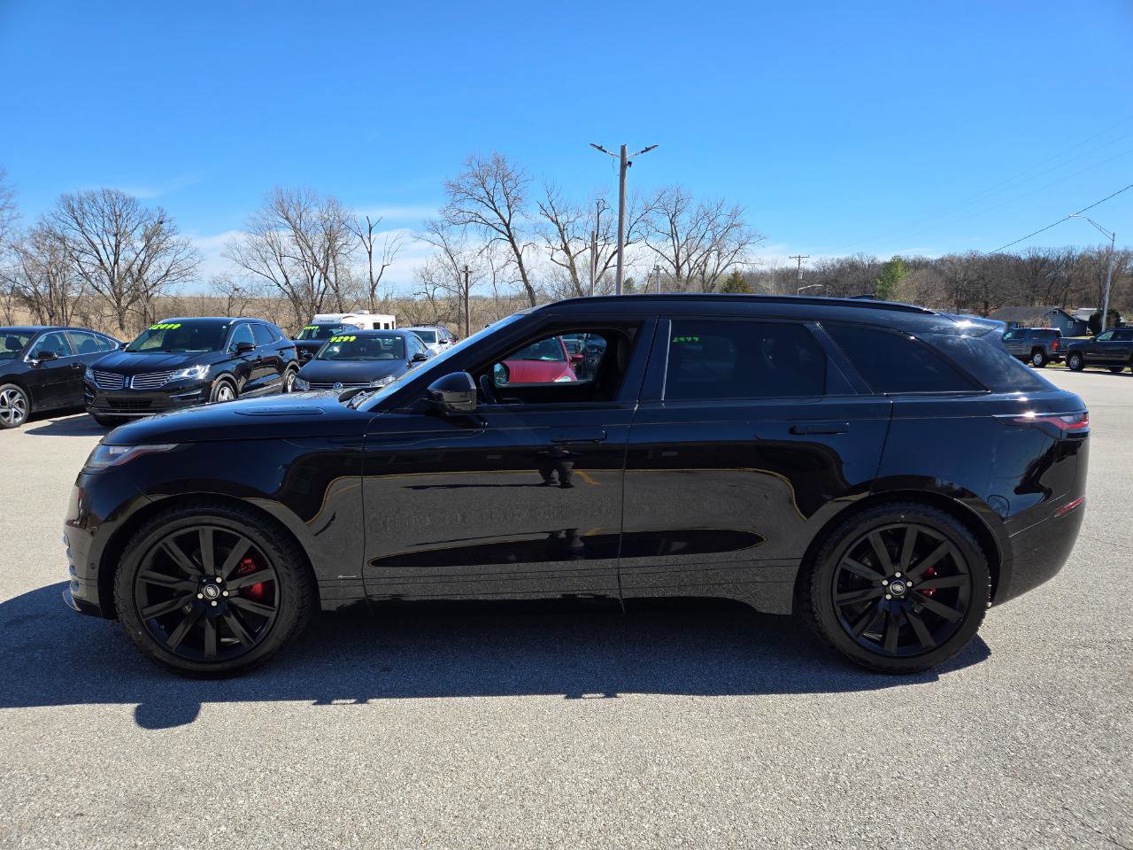 Used 2018 Land Rover Range Rover Velar R-Dynamic SE image 8