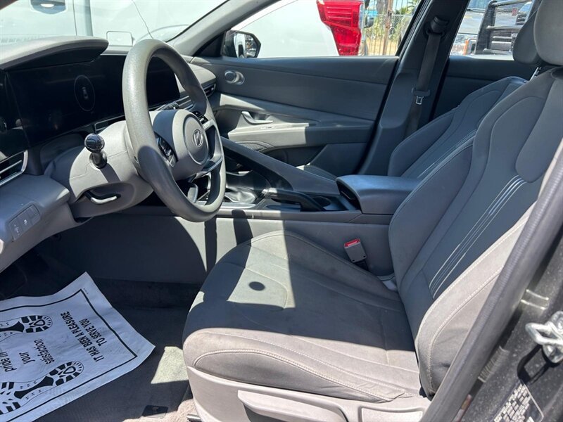 Used 2024 Hyundai Elantra SEL FWD image 26