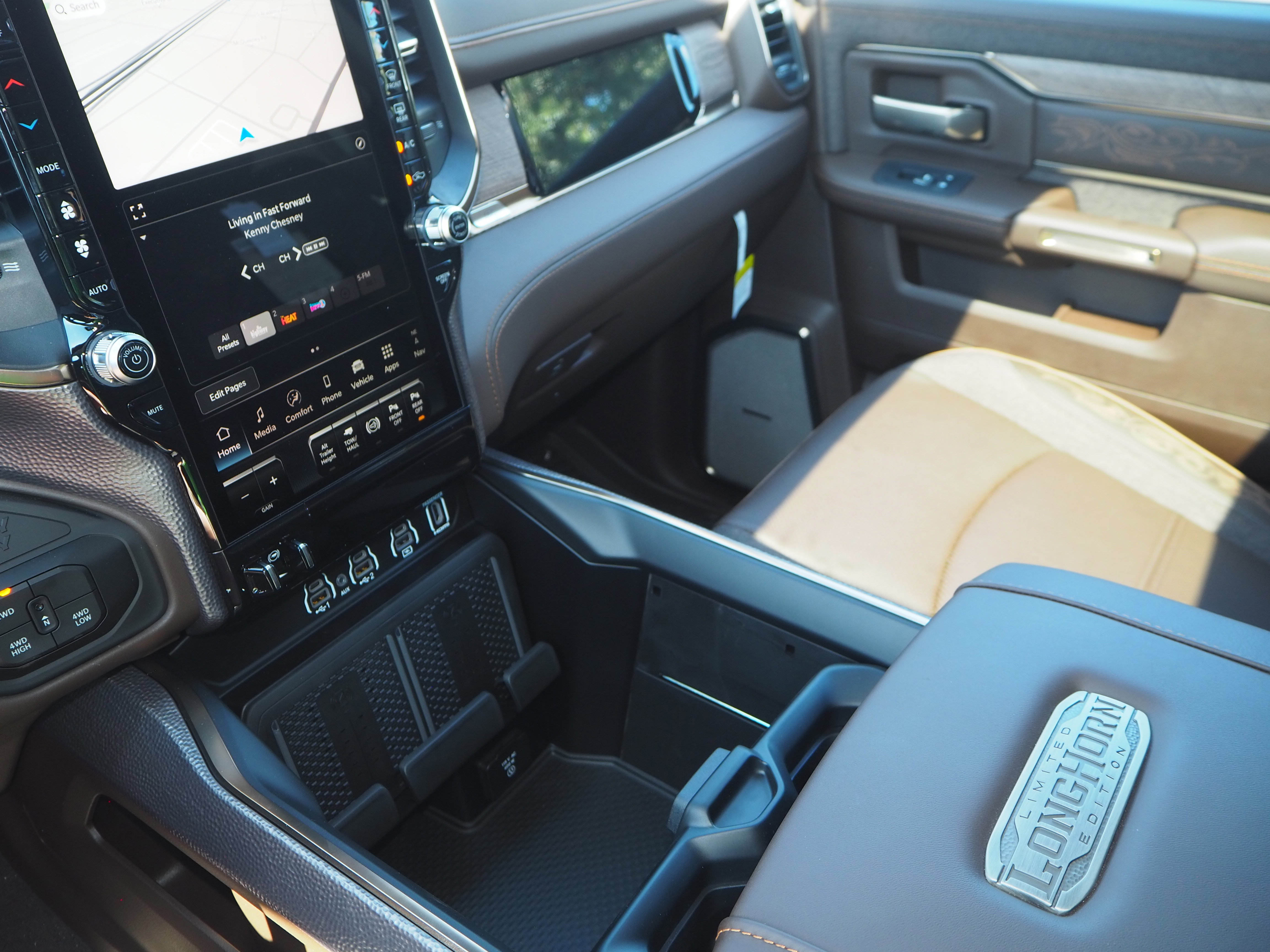 New 2025 RAM 3500 Longhorn image 22