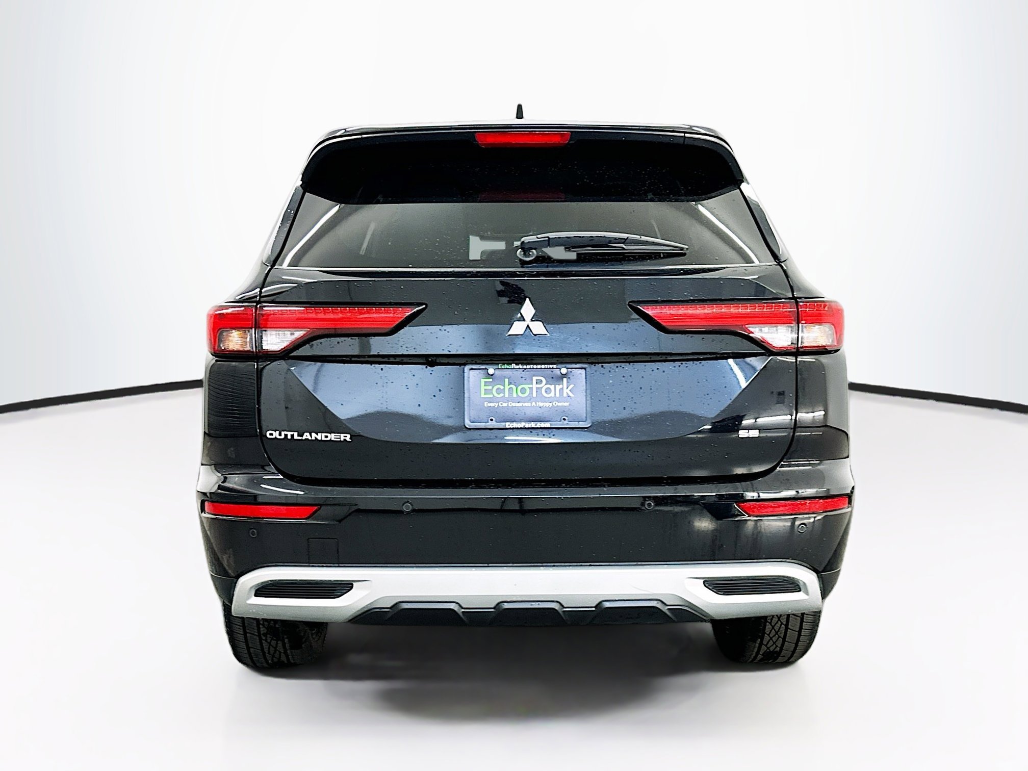 Used 2024 Mitsubishi Outlander SE AWD/4WD image 7