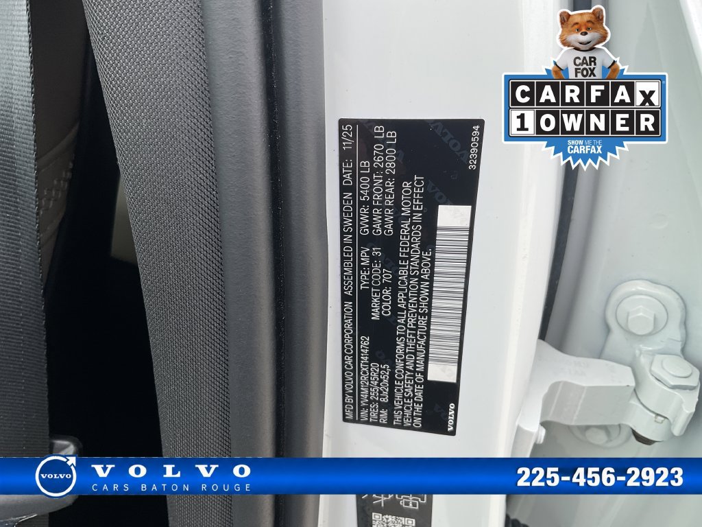 Used 2026 Volvo XC60 B5 Plus AWD/4WD image 34