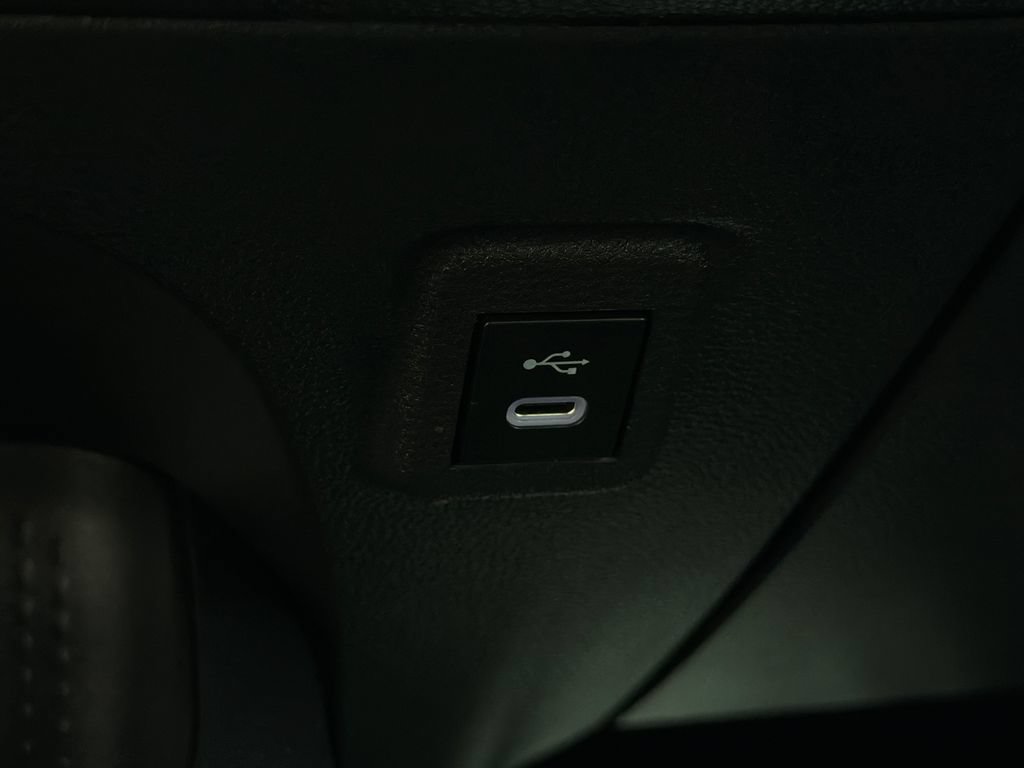 Used 2025 Toyota Corolla SE FWD image 30
