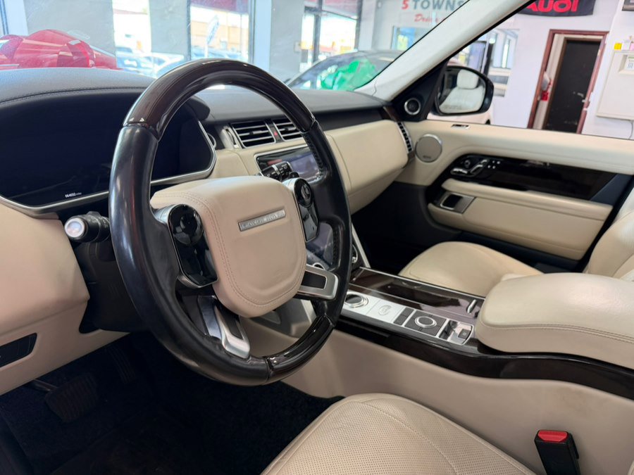 Used 2019 Land Rover Range Rover Supercharged AWD/4WD image 20