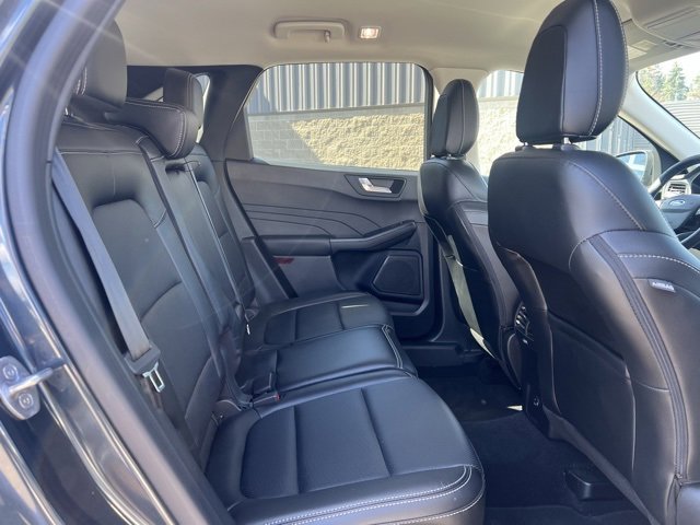 Used 2022 Ford Escape SEL image 13