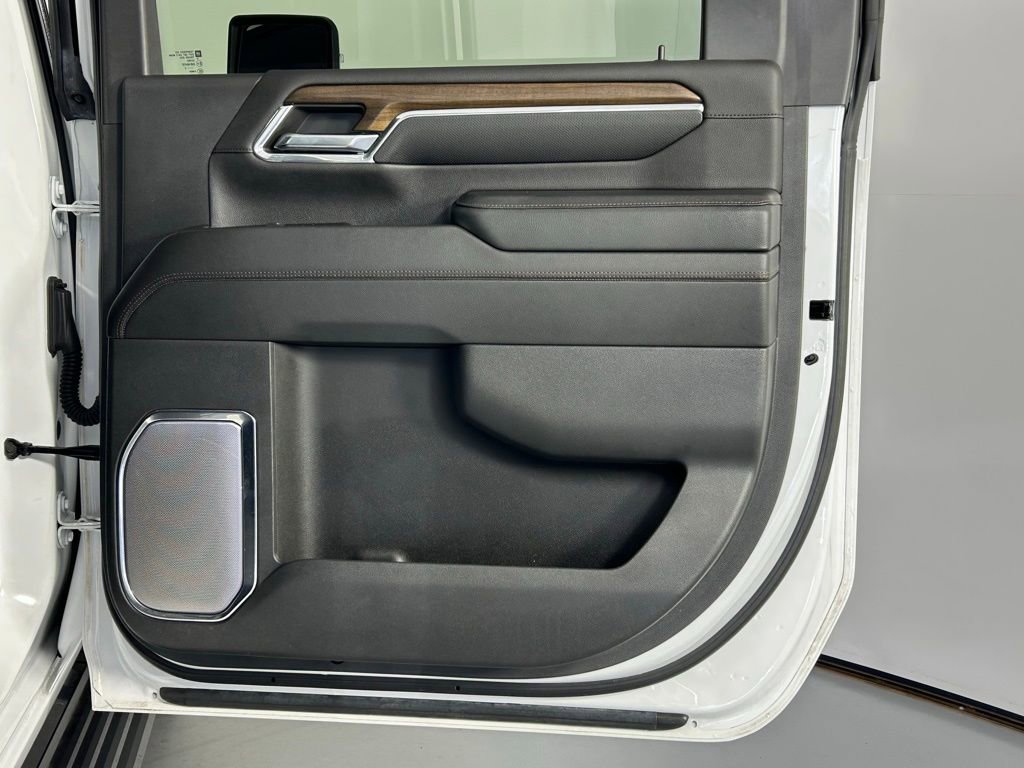 Used 2024 Chevrolet Silverado 2500 High Country w/ High Country Premium Package AWD/4WD image 13