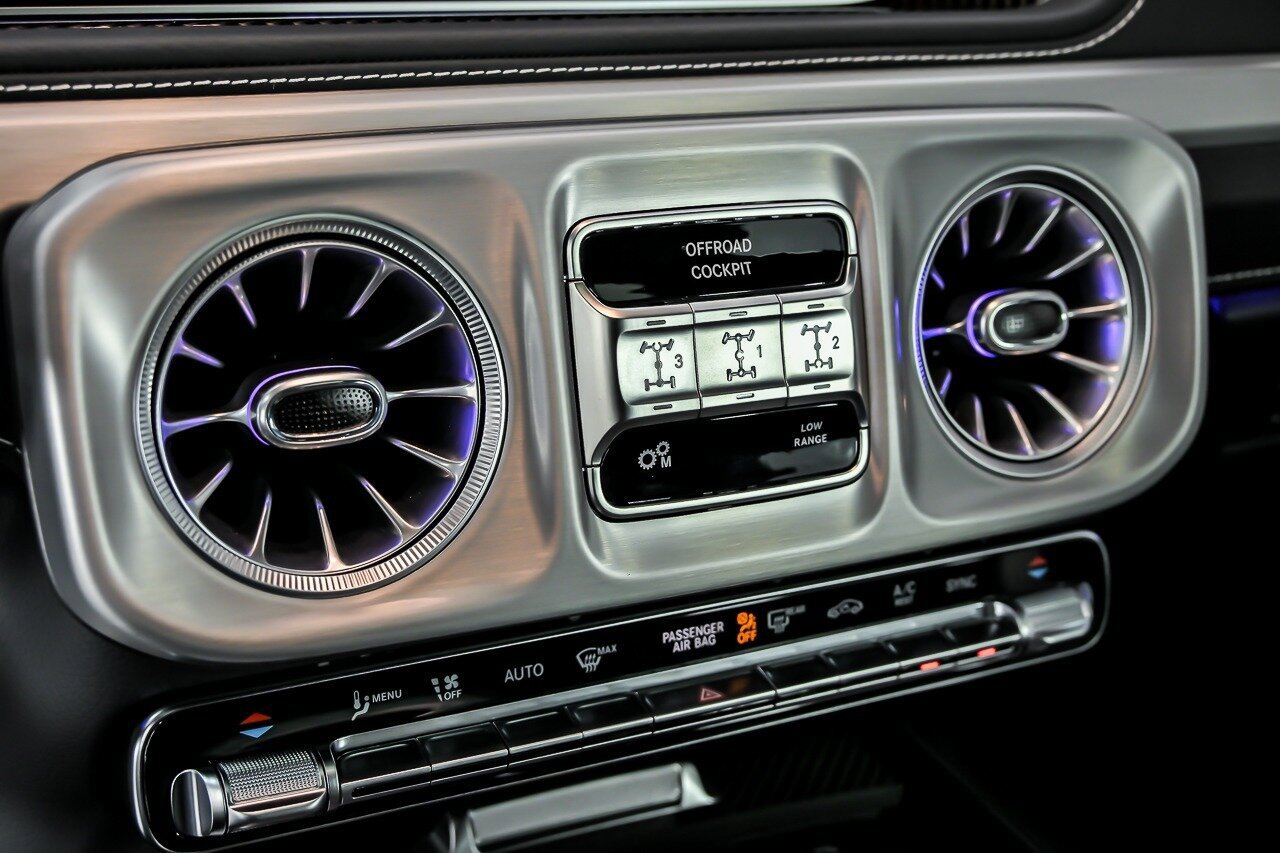 Used 2025 Mercedes-Benz G 63 AMG 4MATIC image 35