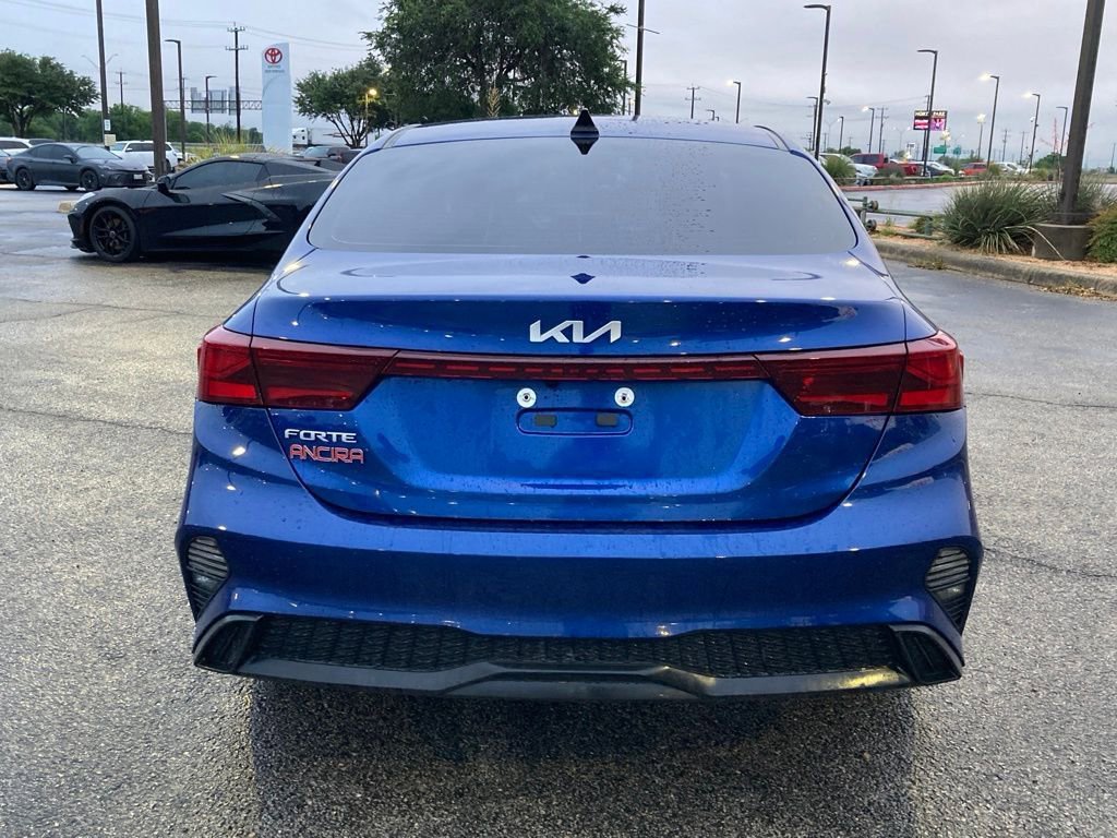 Used 2023 Kia Forte LXS FWD image 6
