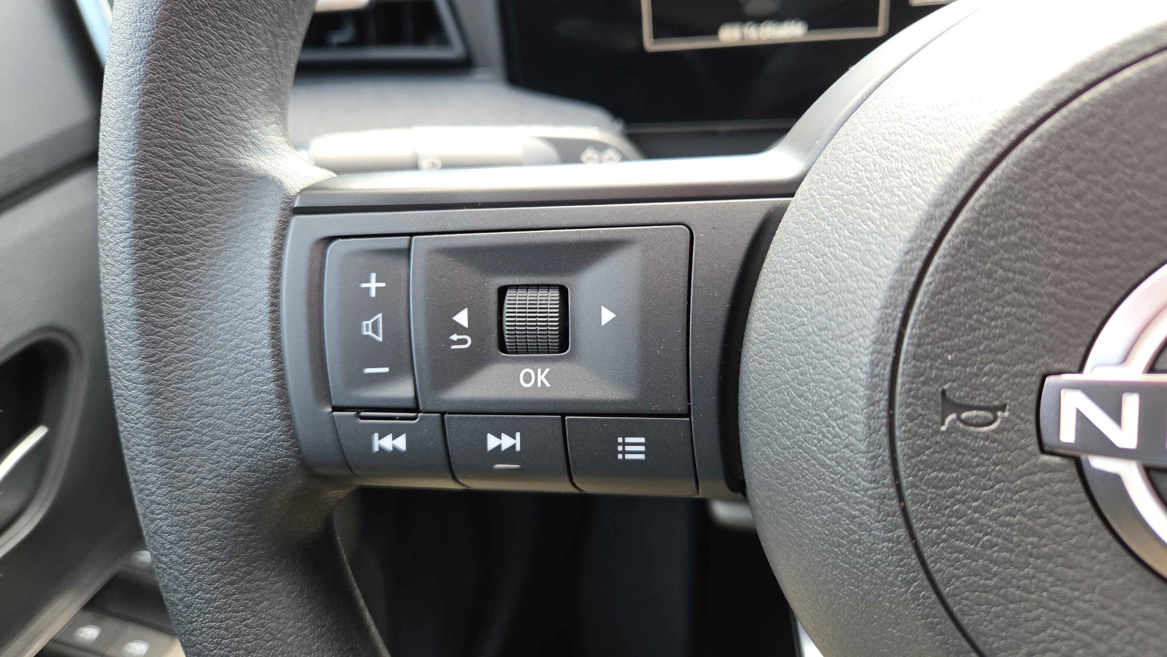 New 2026 Nissan Kicks SV image 25