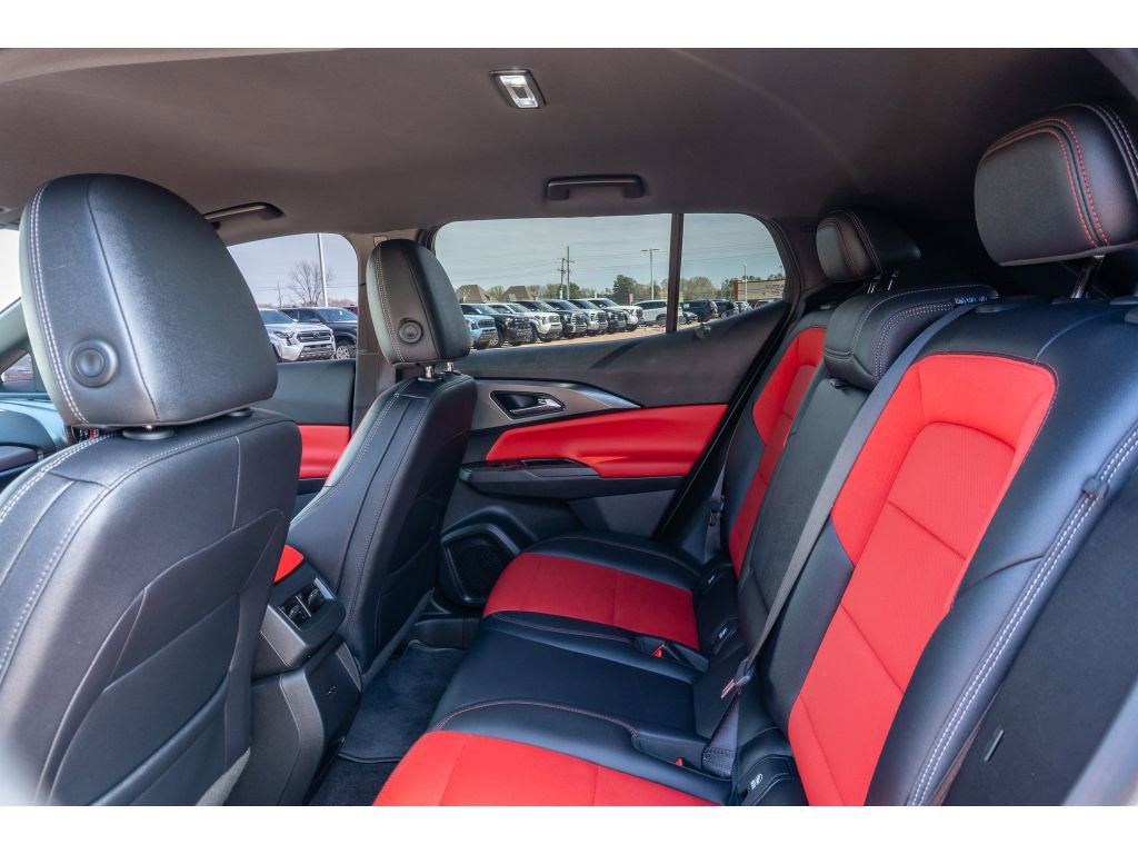 Used 2025 Chevrolet Equinox EV RS image 13