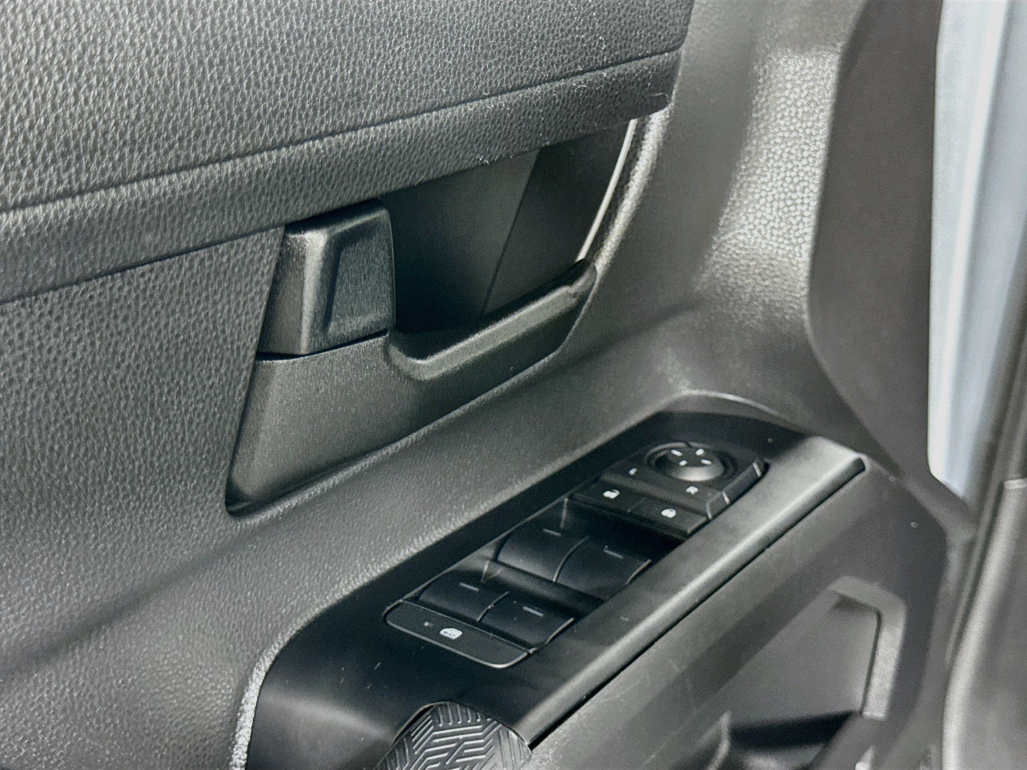 Certified 2026 Toyota Tacoma SR5 AWD/4WD image 19