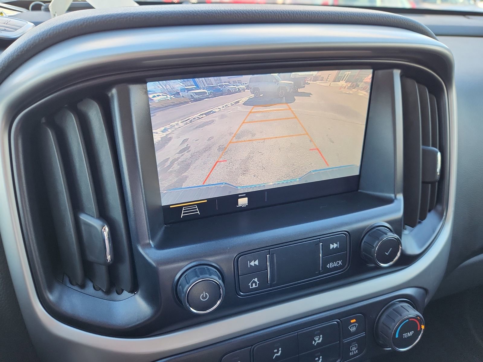 Used 2021 Chevrolet Colorado LT w/ Safety Package image 24