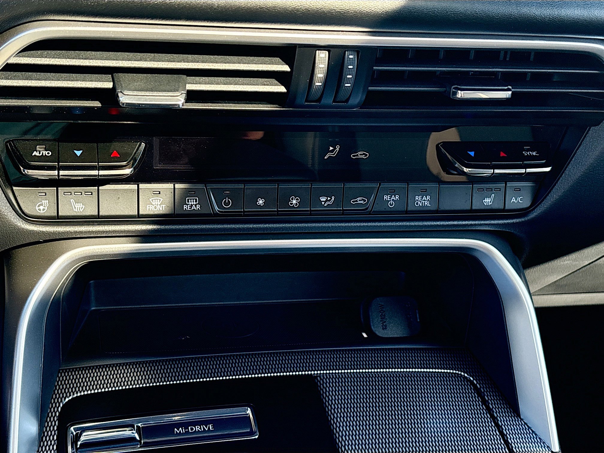 Certified 2024 MAZDA CX-90 3.3 Turbo S w/ Premium Package AWD/4WD image 16